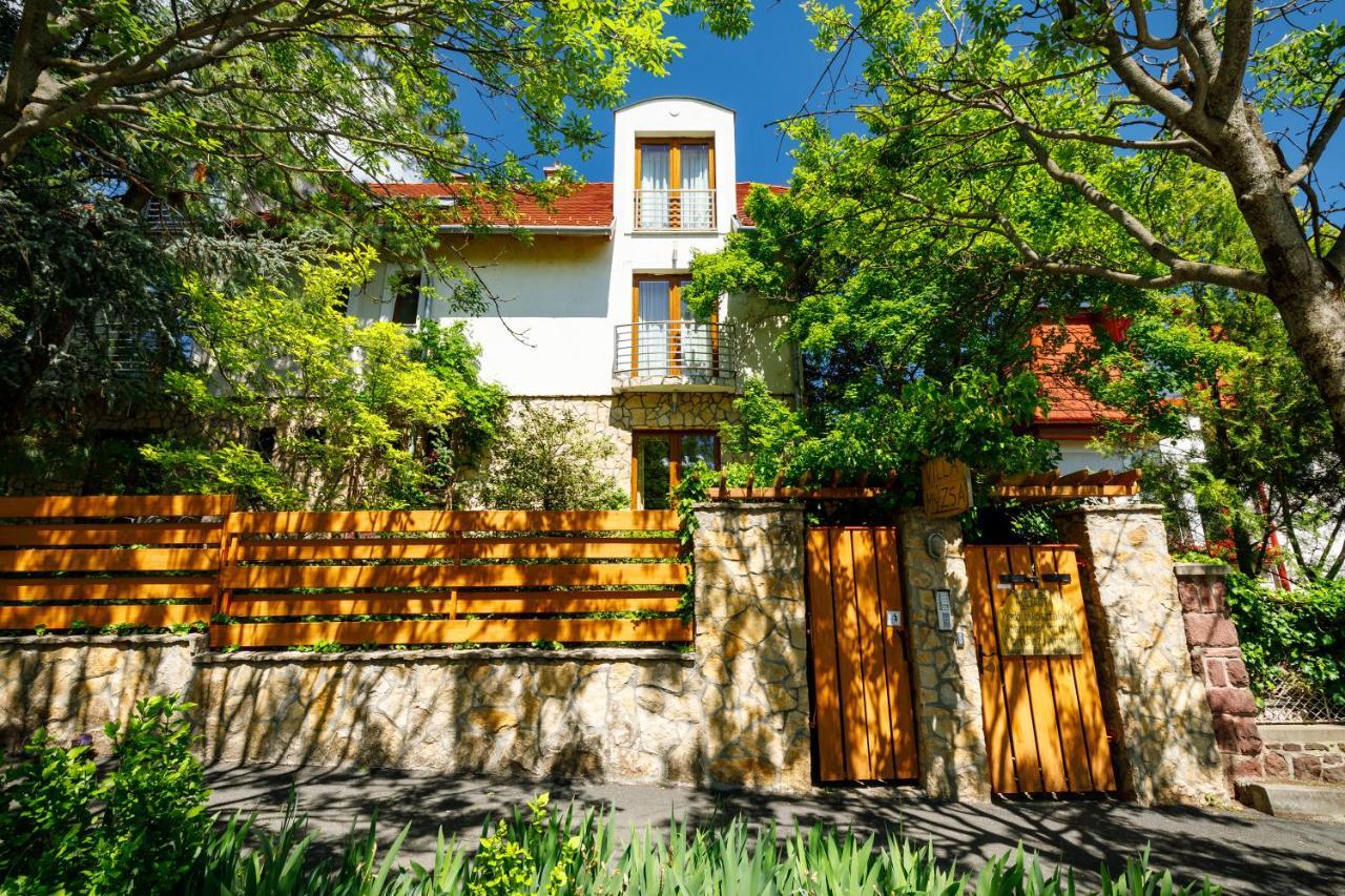 Villa Muzsa Deluxe Балатонфюред Екстер'єр фото